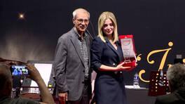 CNN TÜRK spikeri "Yılın Başarılı Habercisi" seçildi 