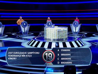 2017 Euroleague şampiyonu Fenerbahçe'nin koçu kimdir?
