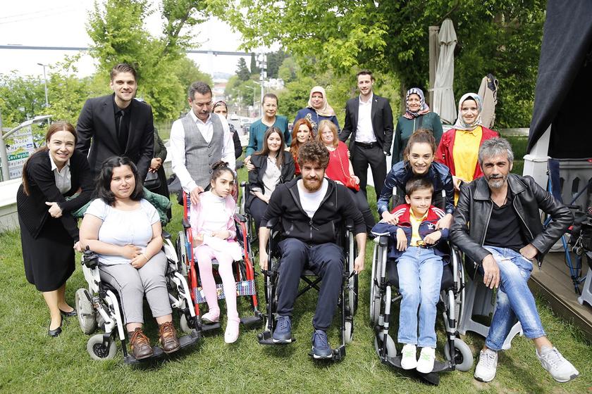 Zalim İstanbul seti engelli hayranlarını ağırladı!